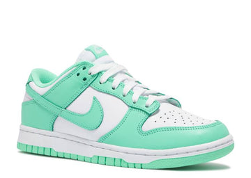 Wmns Dunk Low 'Green Glow' denemezapt.myshopify.com Zaptila