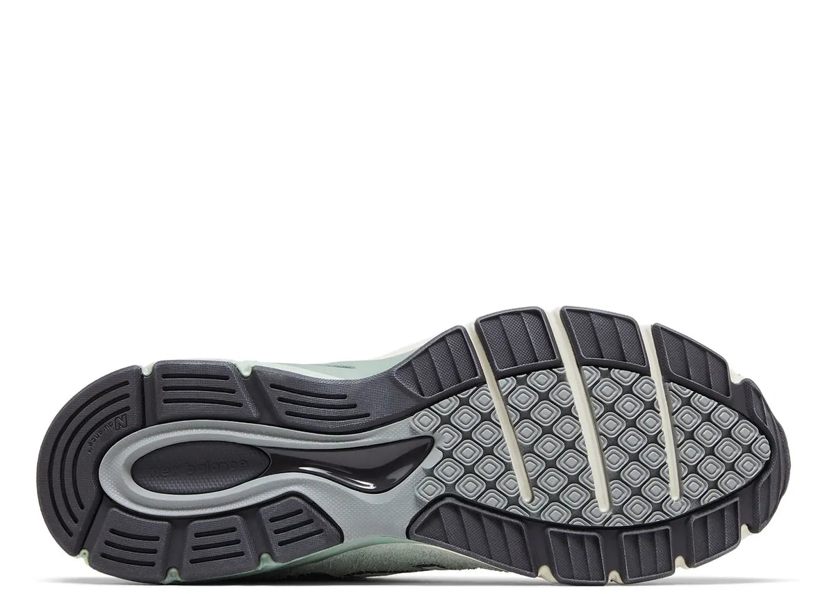 New Balance 990v4 Mi USA The Whitaker Group Willful Bias 4