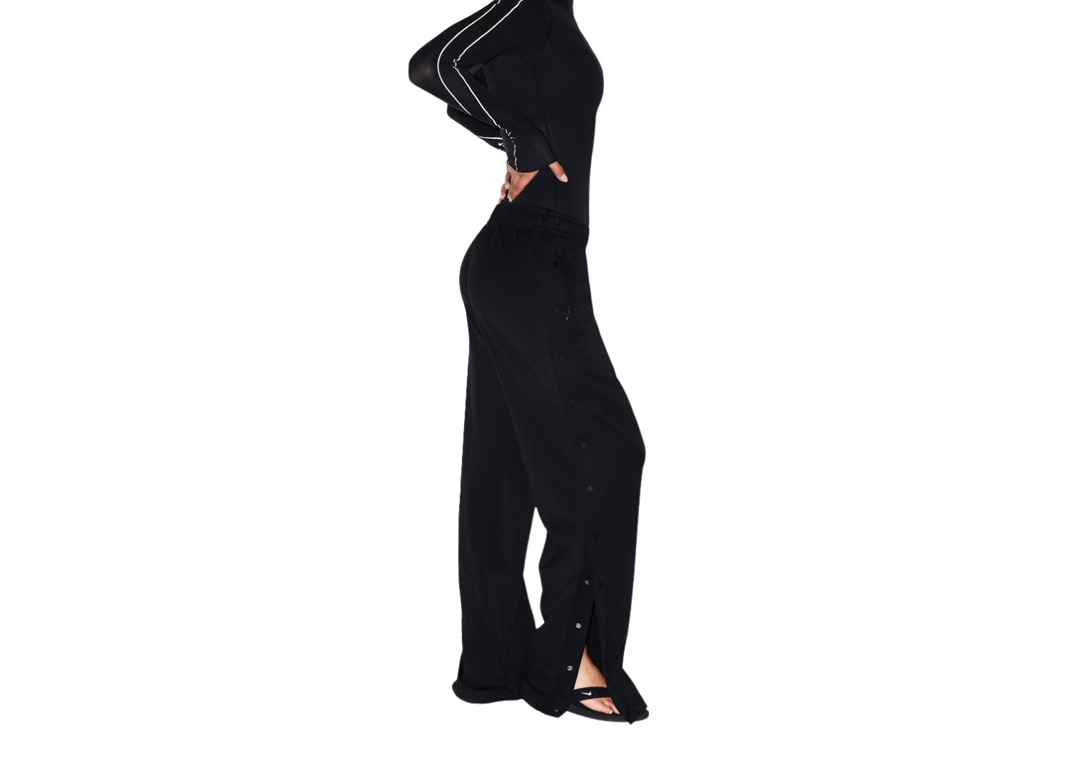 Nike x SKIMS Women’s Matte Tricot Side Snaps Pant Obsidian 3
