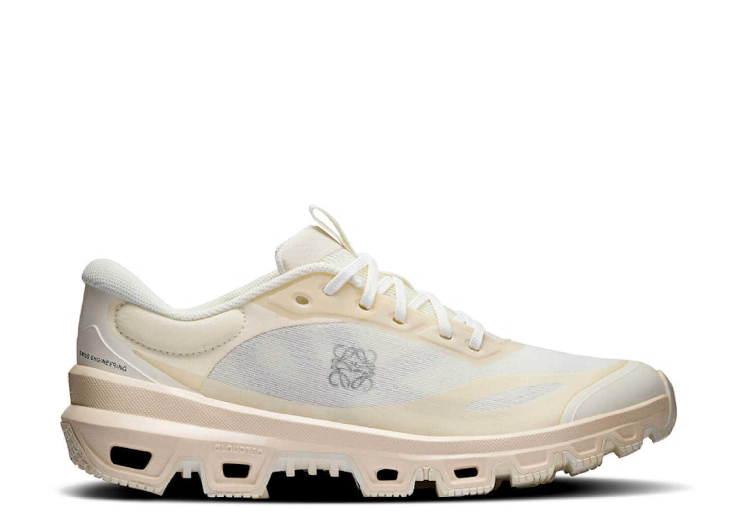 On Running Cloudventure 2 LOEWE Eggshell