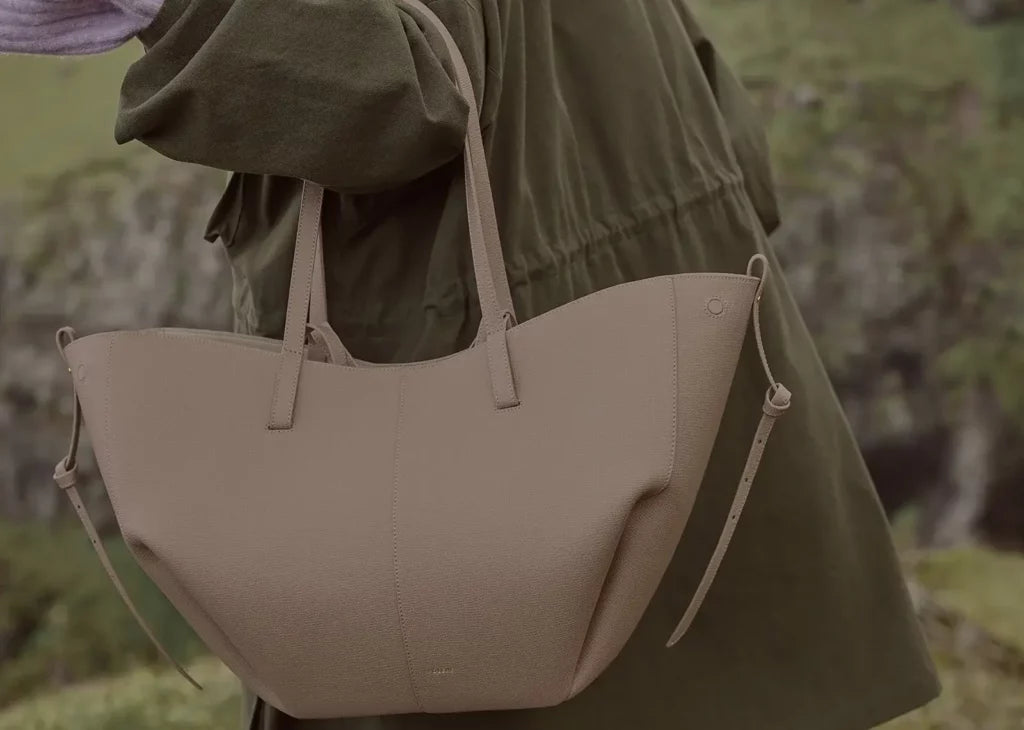 Polène Cyme Edition Textured Taupe 11