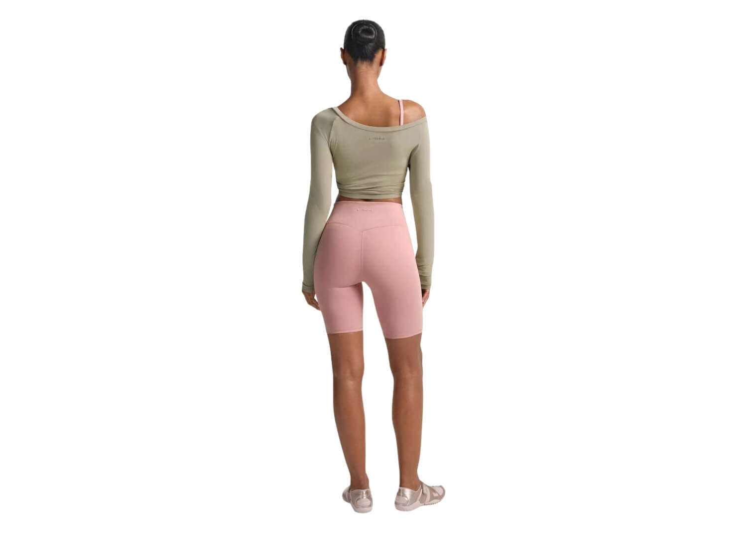 SKIMS NikeSKIMS Matte 7 Inch Biker Short Himalayan 3