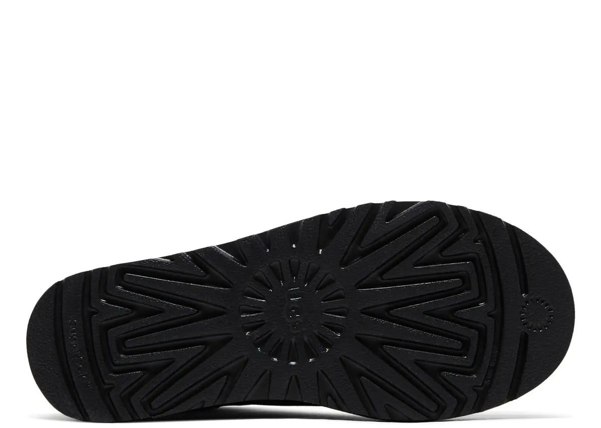 UGG Classic Mini II Boot Black (W) 4