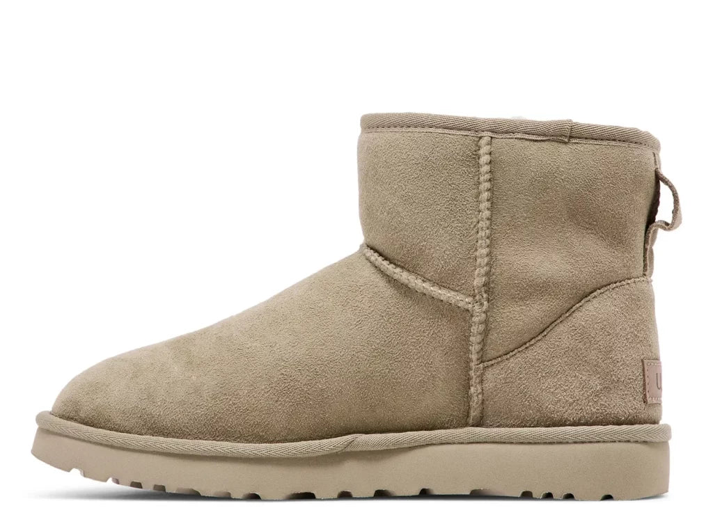 UGG Classic Mini II Boot Mustard Seed (W) 7