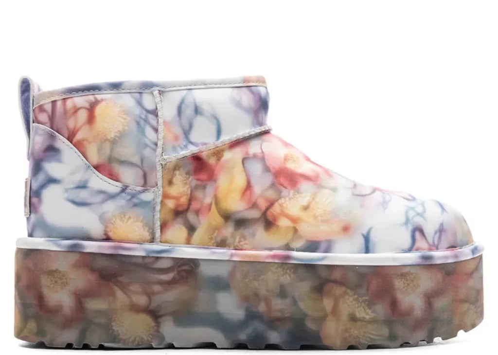 UGG Classic Ultra Mini Platform Boot Collina Strada Light Blue Floral 4