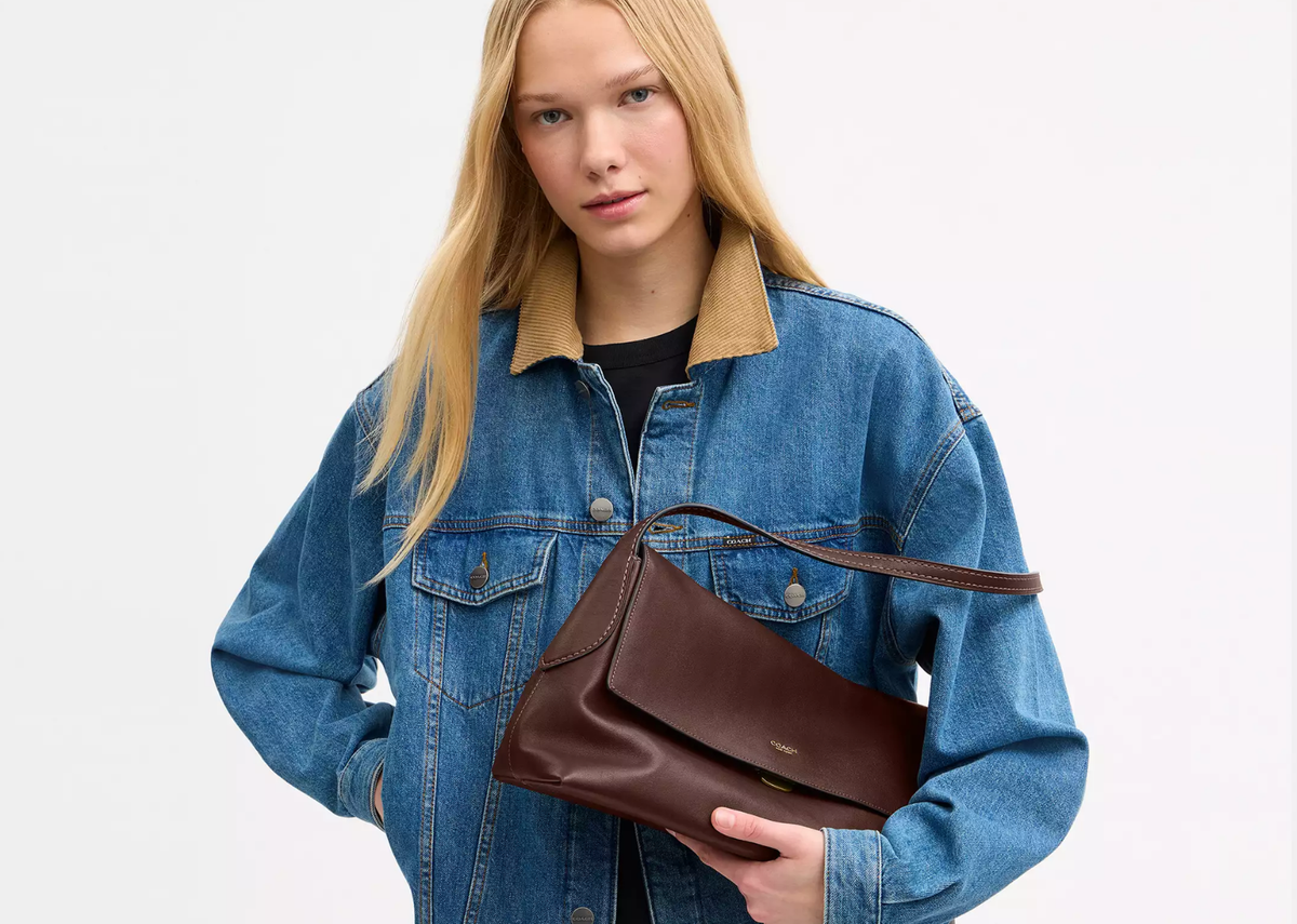 Coach Chelsea Shoulder Bag 36 Brass/Maple 5