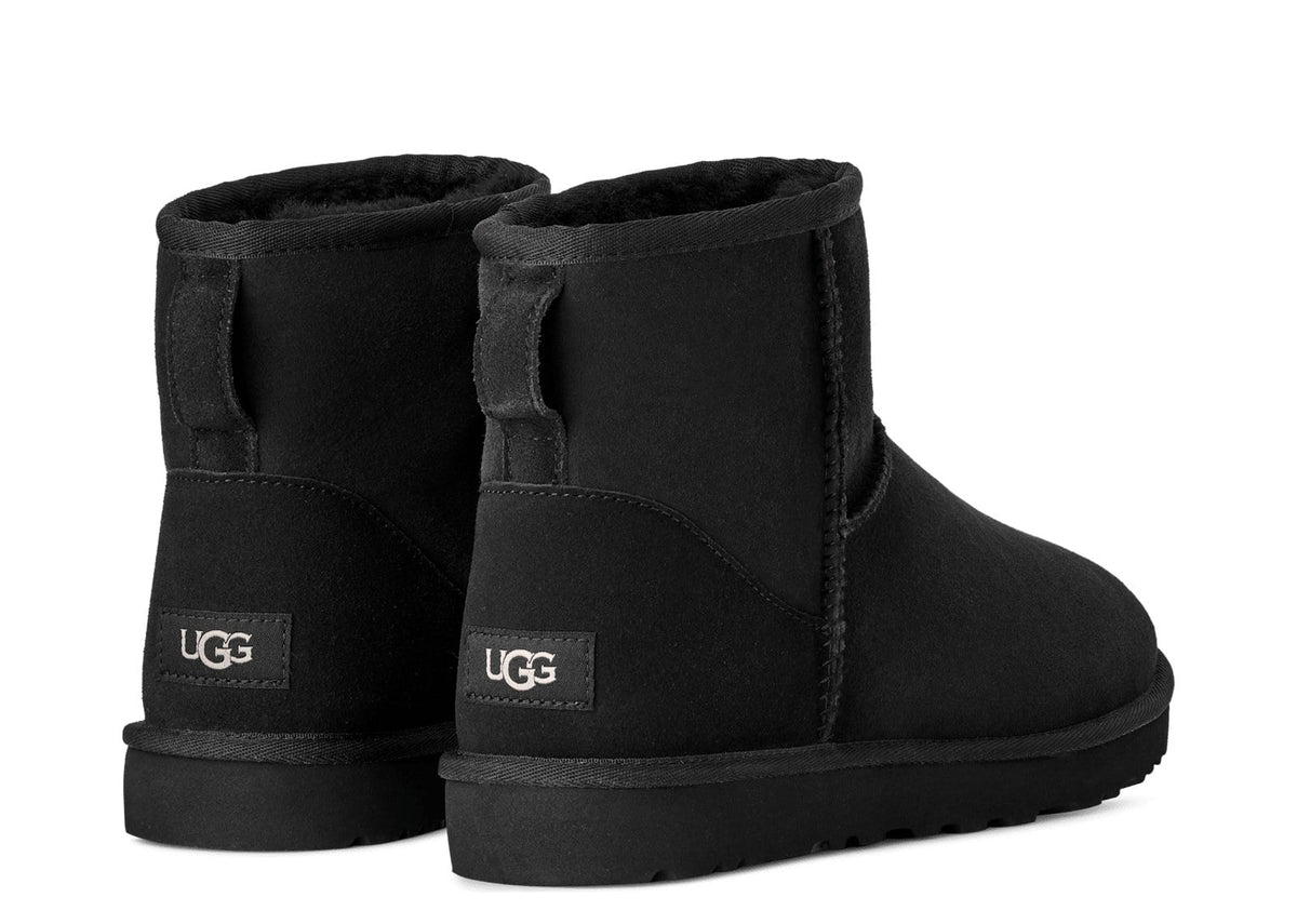 UGG Classic Mini Boot Black (M) 3