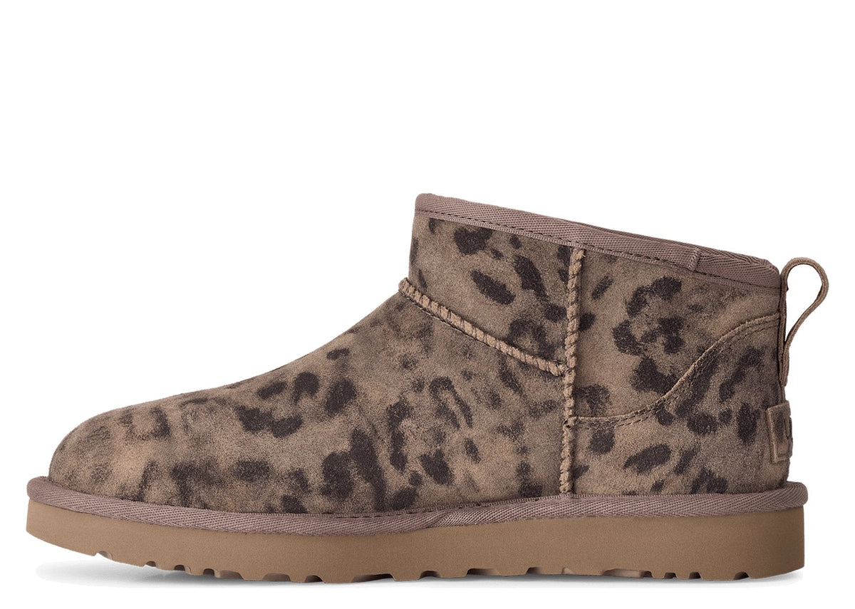 UGG Classic Ultra Mini Spotted Boot Chestnut (W) 2