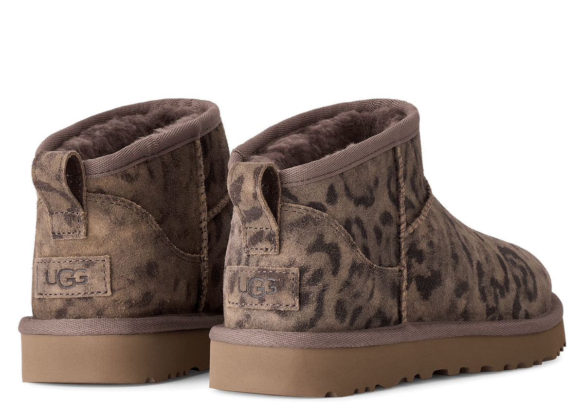 UGG Classic Ultra Mini Spotted Boot Chestnut (W) 3