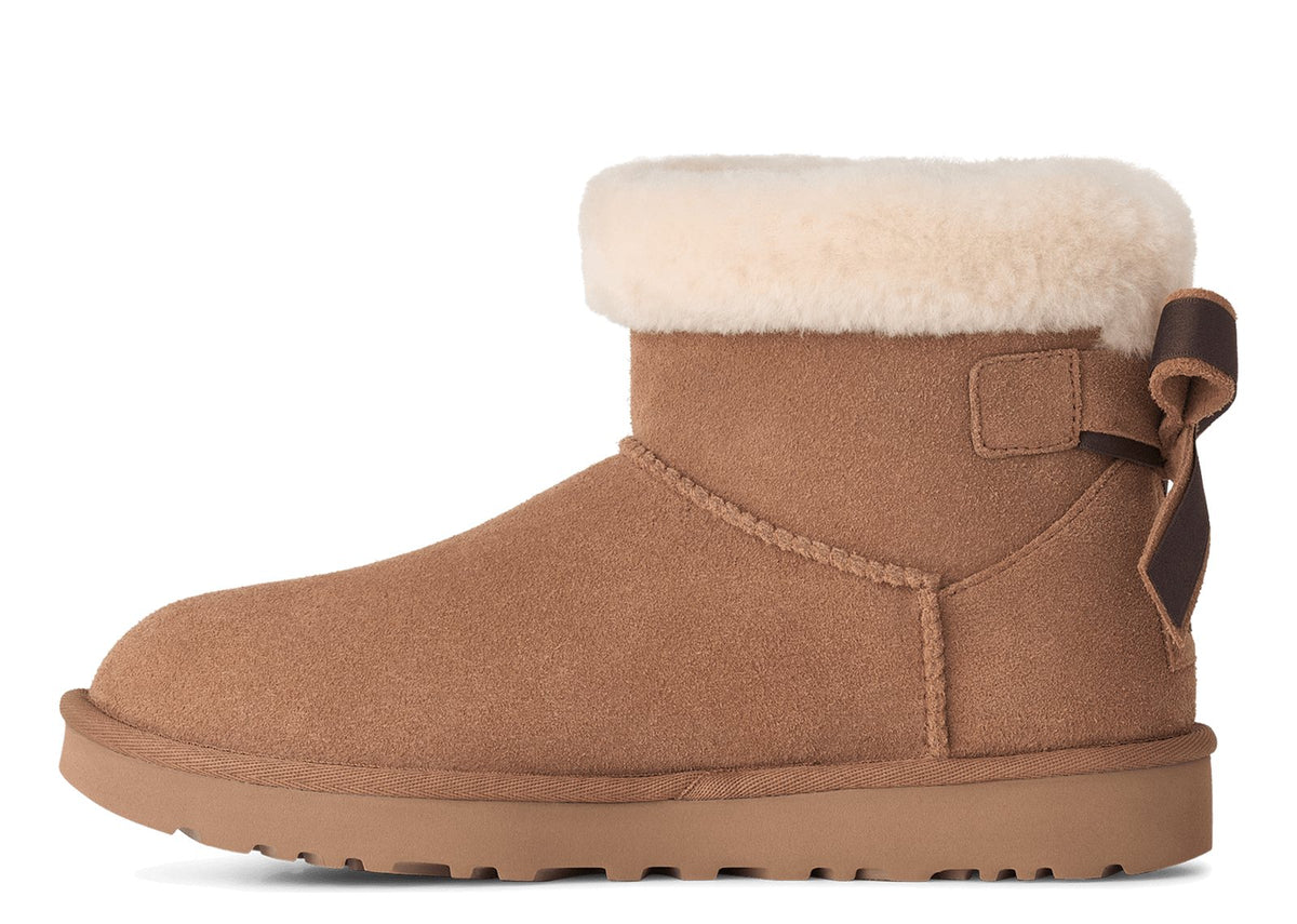 UGG Mini Bailey Dua Bow Boot Chestnut (W) 2