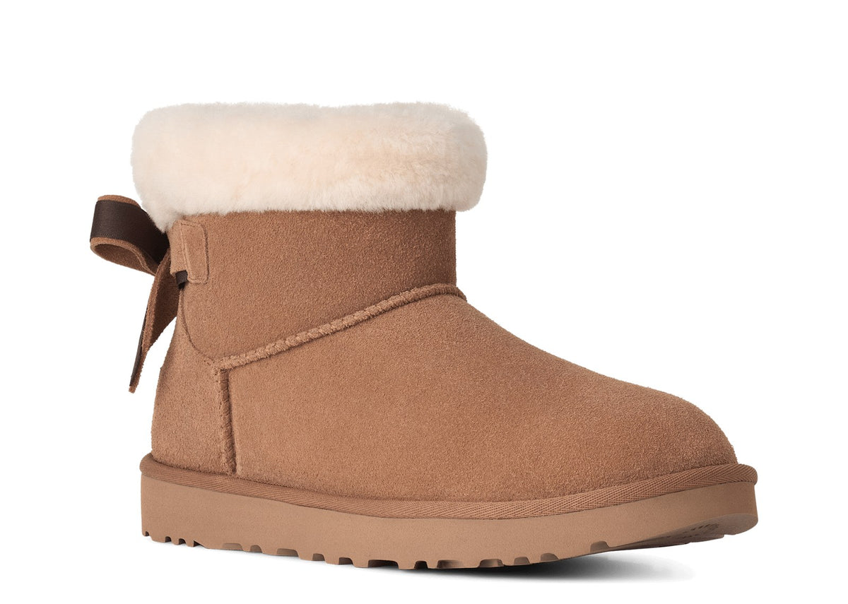 UGG Mini Bailey Dua Bow Boot Chestnut (W) 5