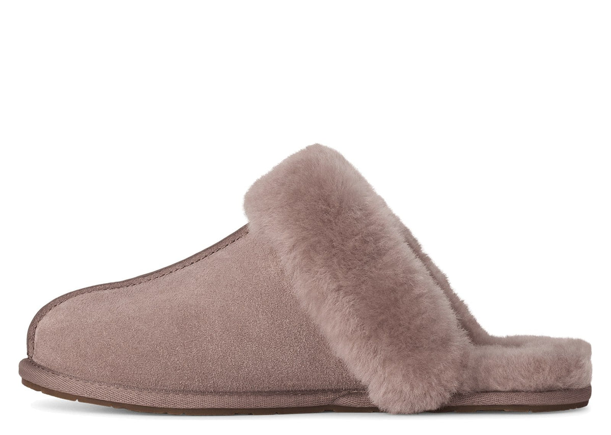 UGG Scuffette II Slipper Caribou (W) 2