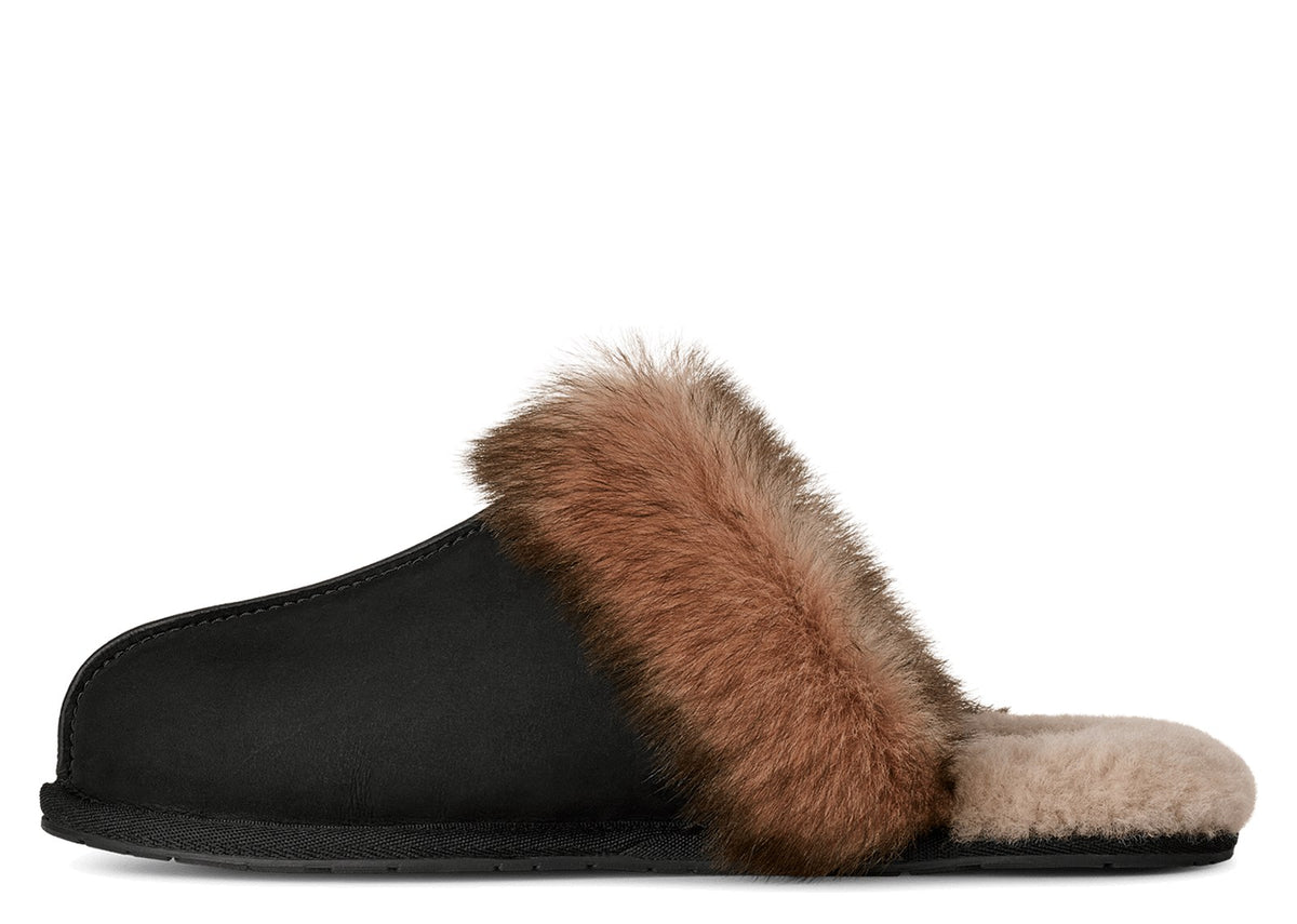 UGG Scuffette Nubuck Slipper Black (W) 2