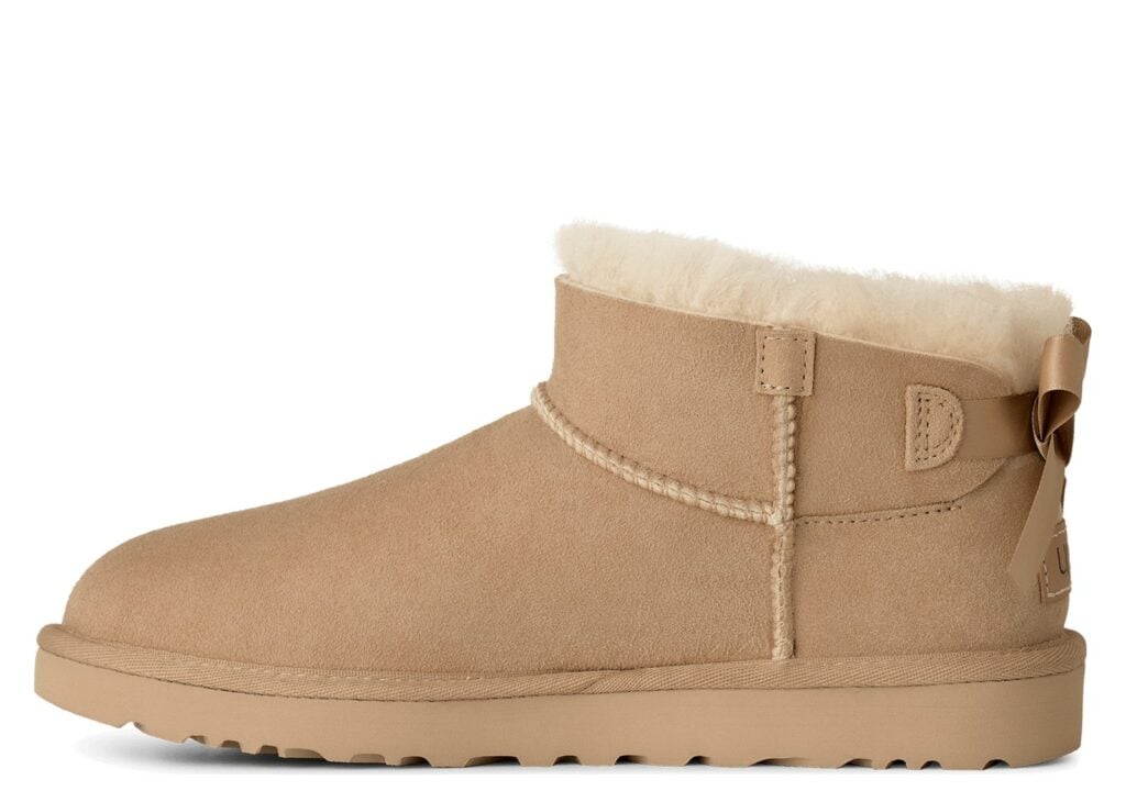 UGG Ultra Mini Bailey Bow Boot Sand (W) 7