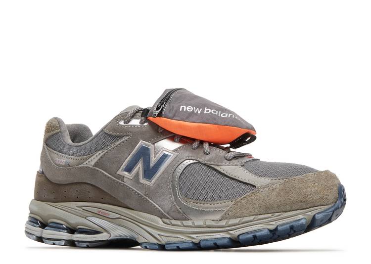 New Balance 2002R 'Pouch - Castle Grey' denemezapt.myshopify.com Zaptila