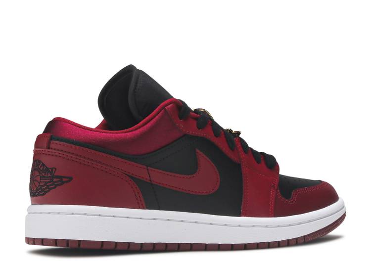 Wmns Air Jordan 1 Low SE 'Gold Pendants' denemezapt.myshopify.com Zaptila